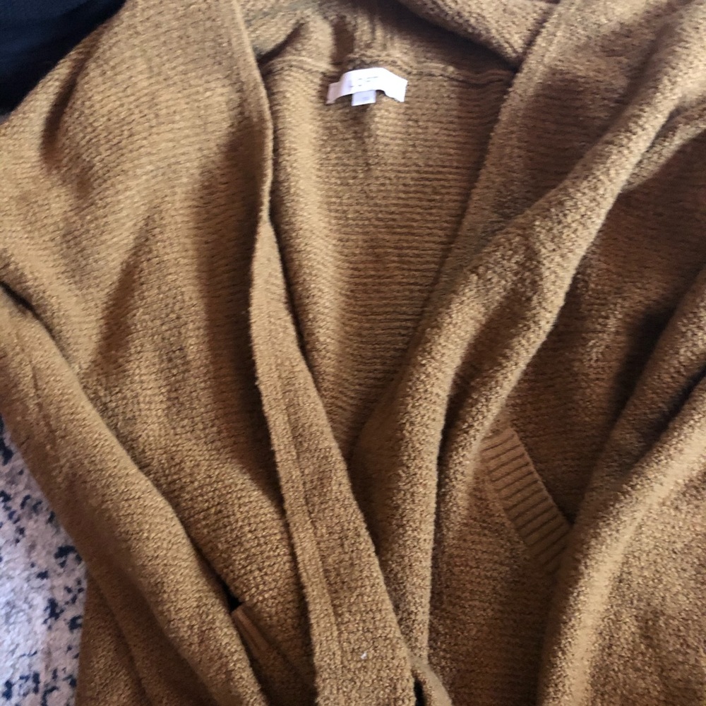 EEUC Loft sweater